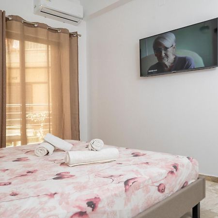 Neon 2Br Luxurious Central Apt Heraklion Ngoại thất bức ảnh
