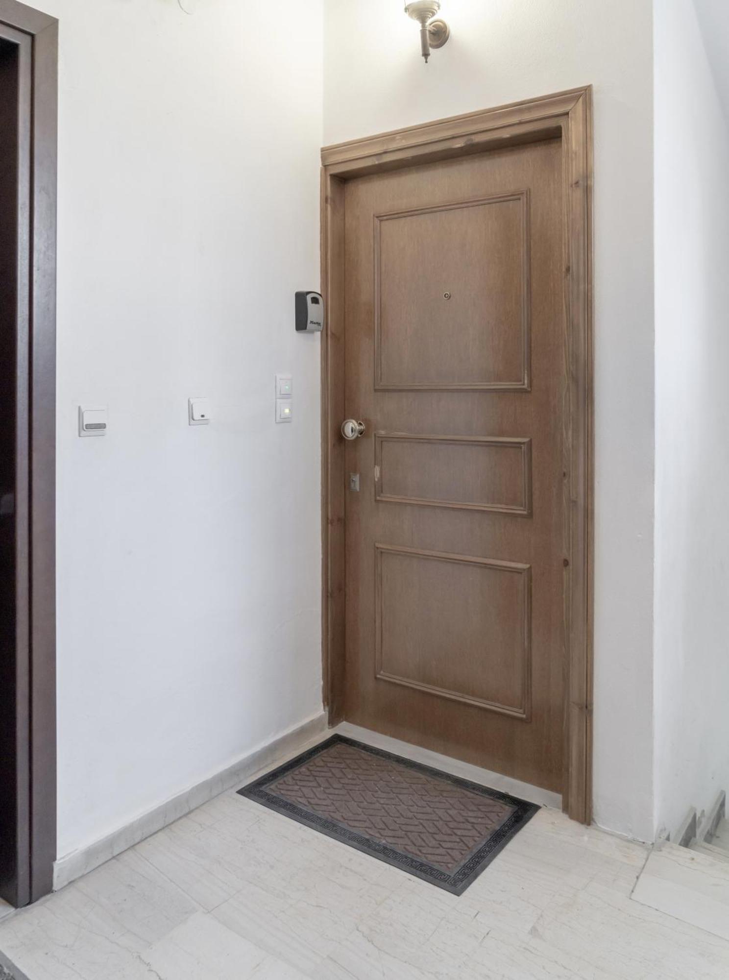 Neon 2Br Luxurious Central Apt Heraklion Ngoại thất bức ảnh